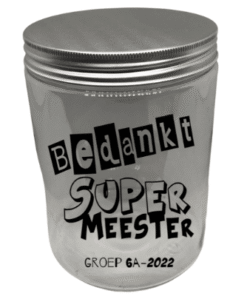 Snoeppot bedankt super meester