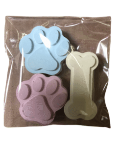 stoepkrijt hondenpootjes en botje