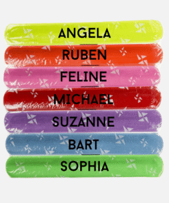 klaparmband met naam gekleurd