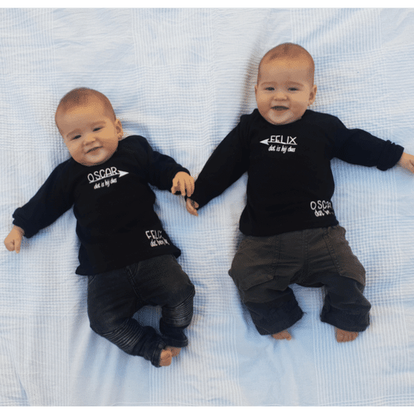 Baby shirt tweeling naam, dat is hij dus
