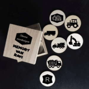 Houten auto en voertuigen memory in doosje