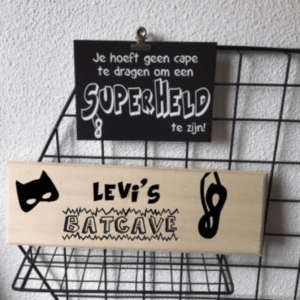 Hanger Batcave met naam